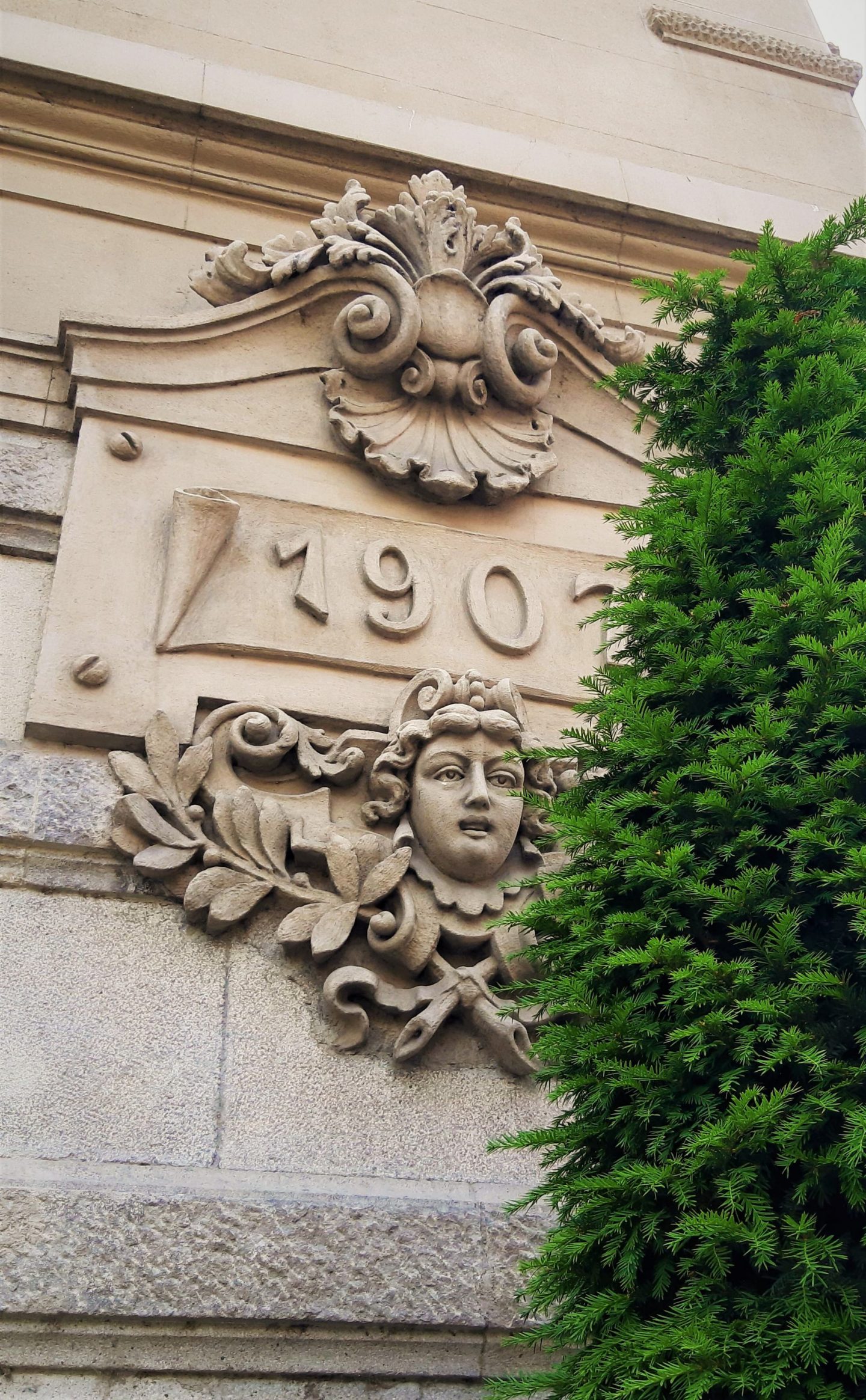 Detalj u stilu secesije - Beogradska zadruga © According to Kristina