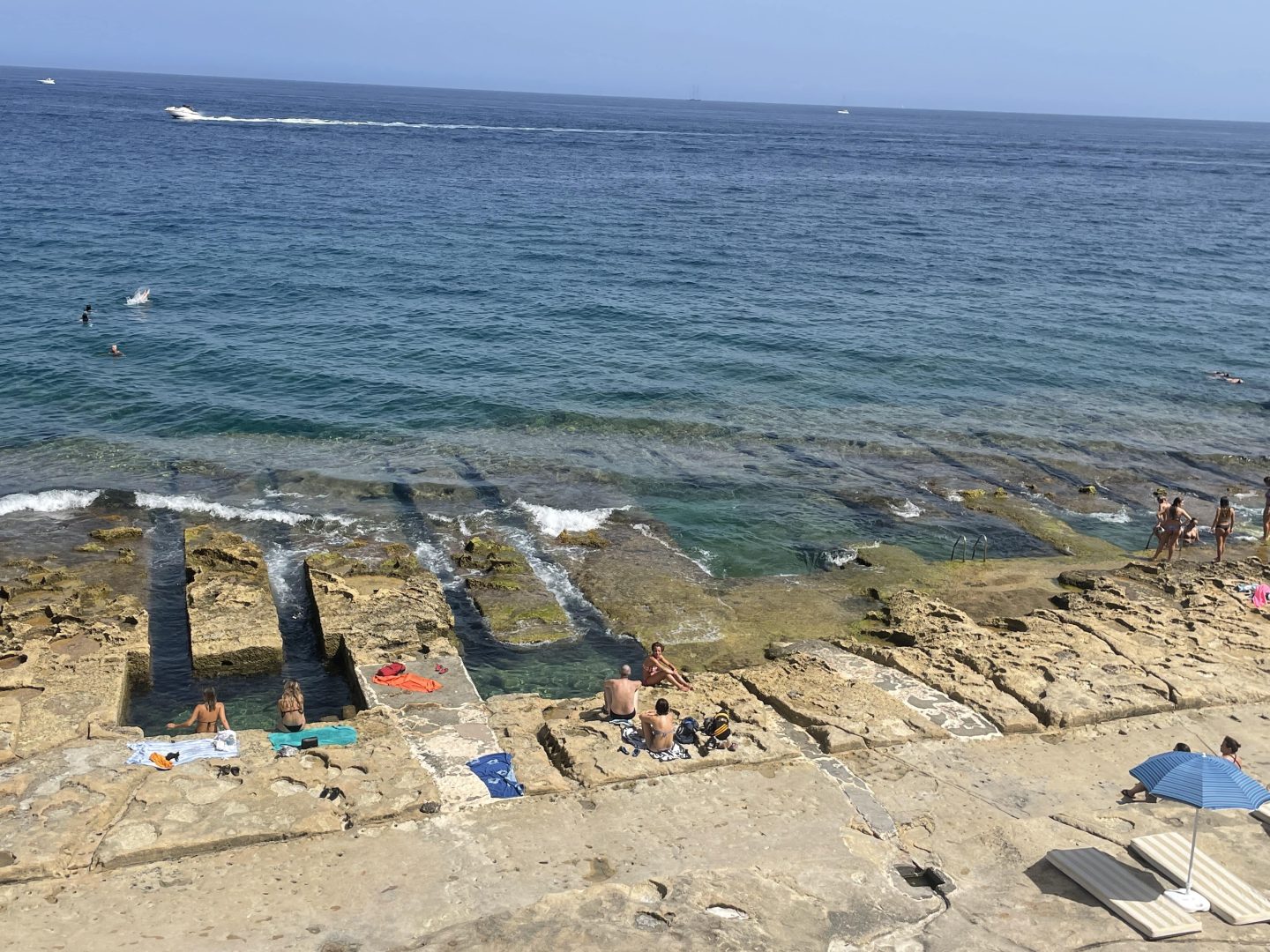 Fond Adir plaža @ According to Kristina