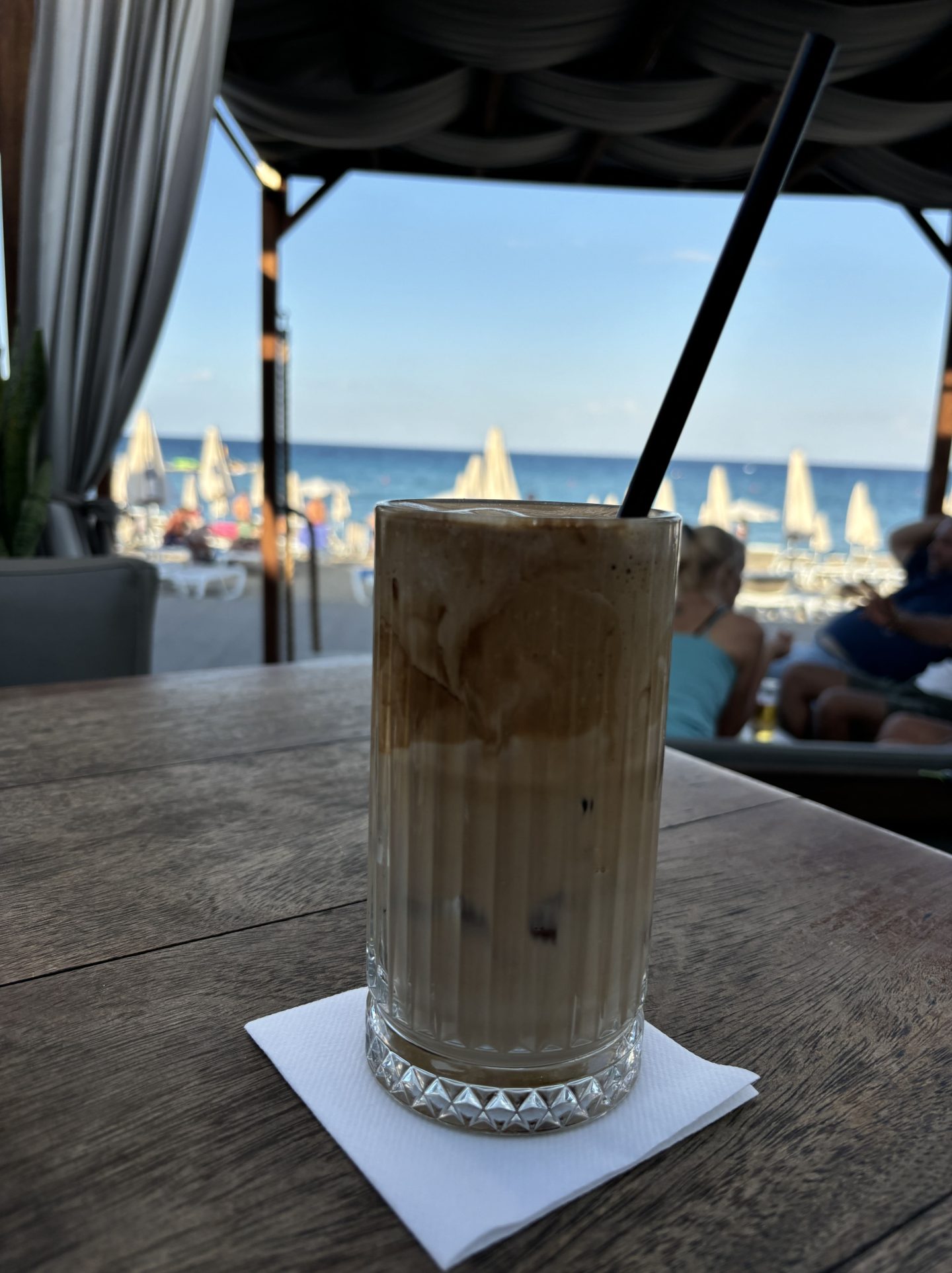 Sa pogledom na Sunrise plažu @ According to Kristina